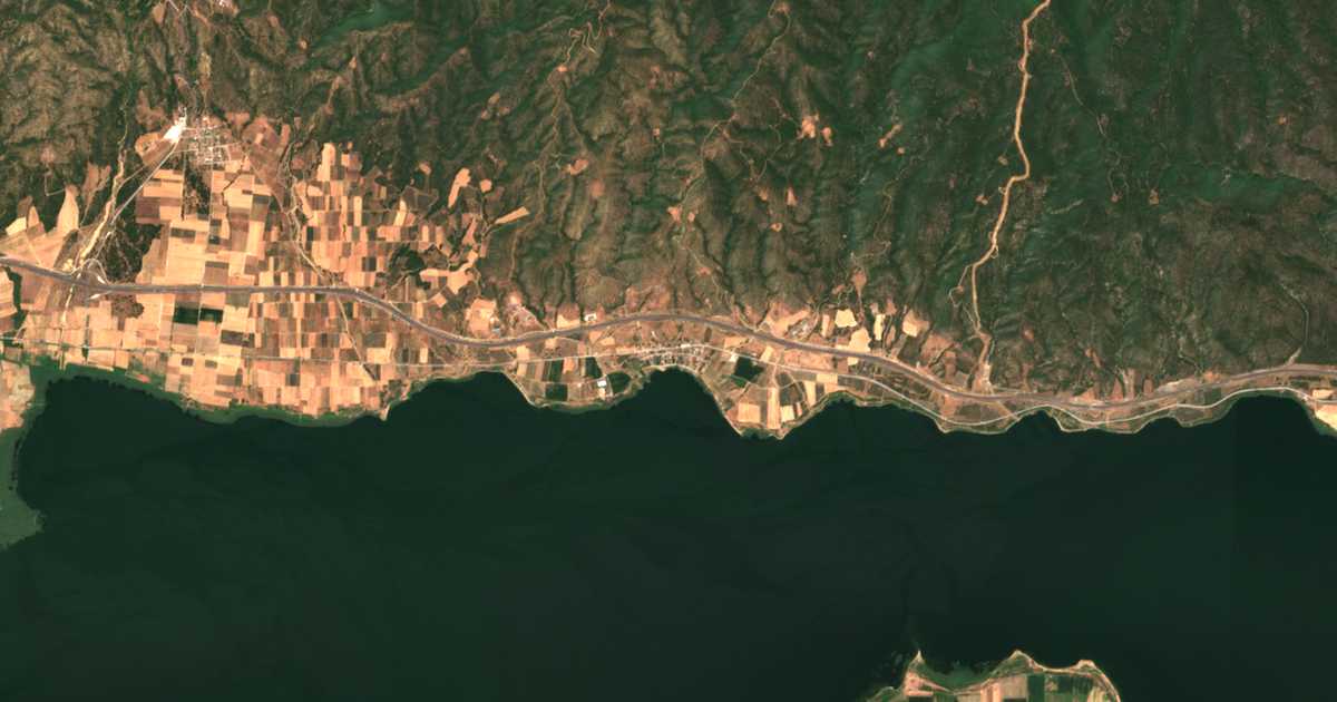 Carte satellite de Megáli Vólvi