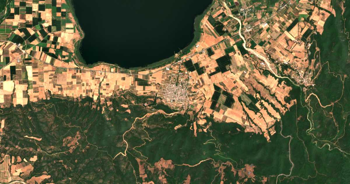 Carte satellite de Néa Mádytos