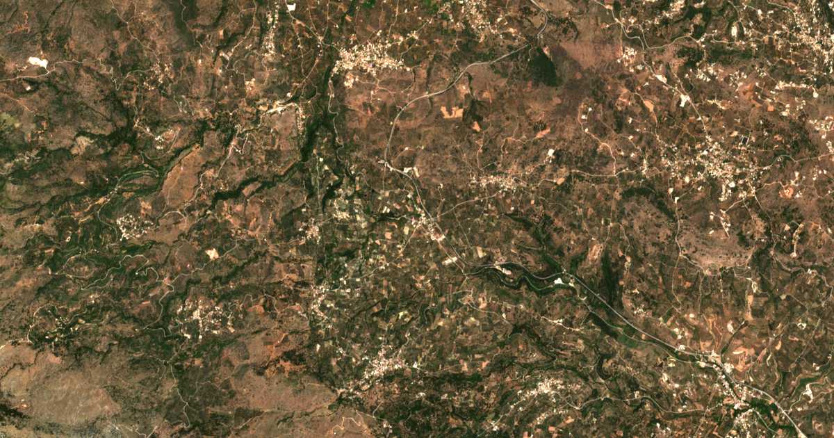 Carte satellite de Agii Pantes