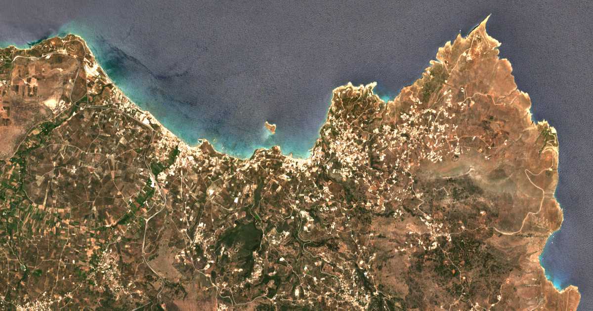 Carte satellite de Almyrída
