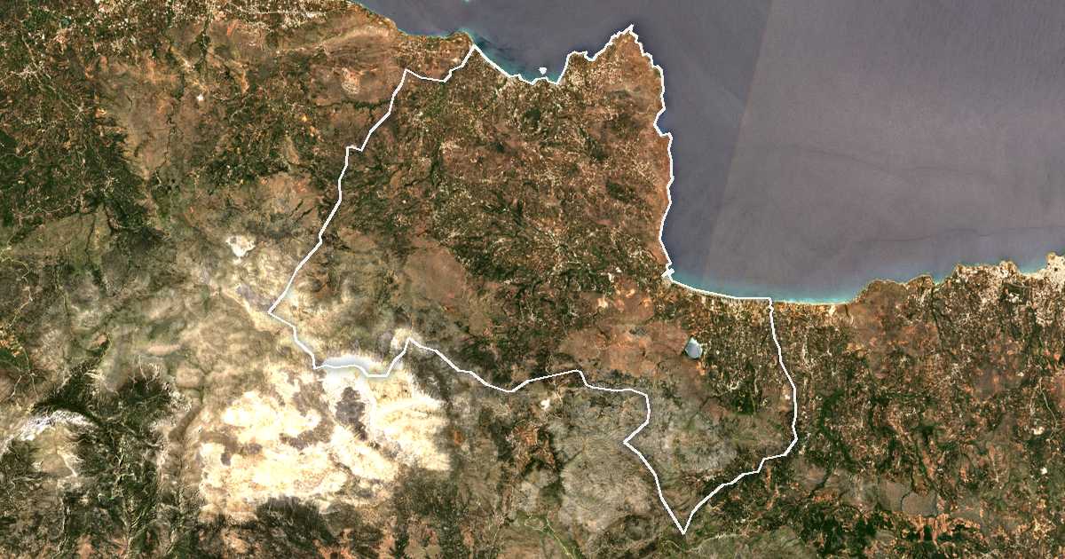 Image satellite avec la limite tracée: Apokóronas