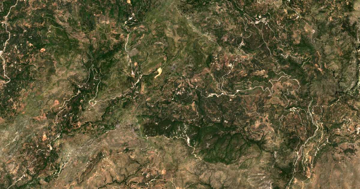 Carte satellite de Máza