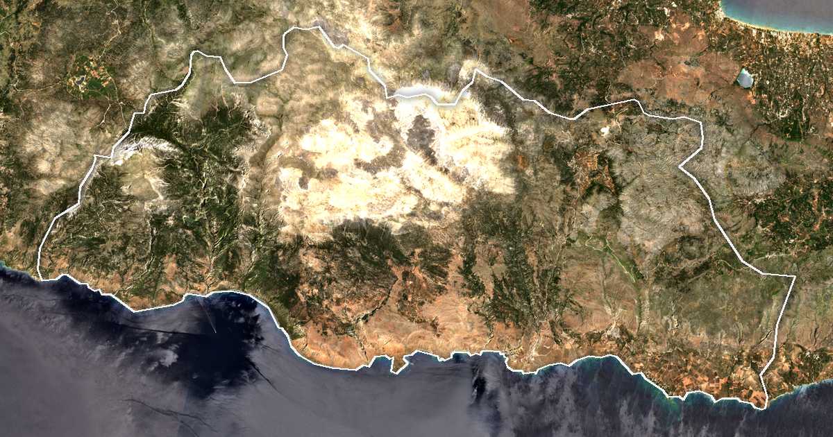 Image satellite avec la limite tracée: de Sfakiá