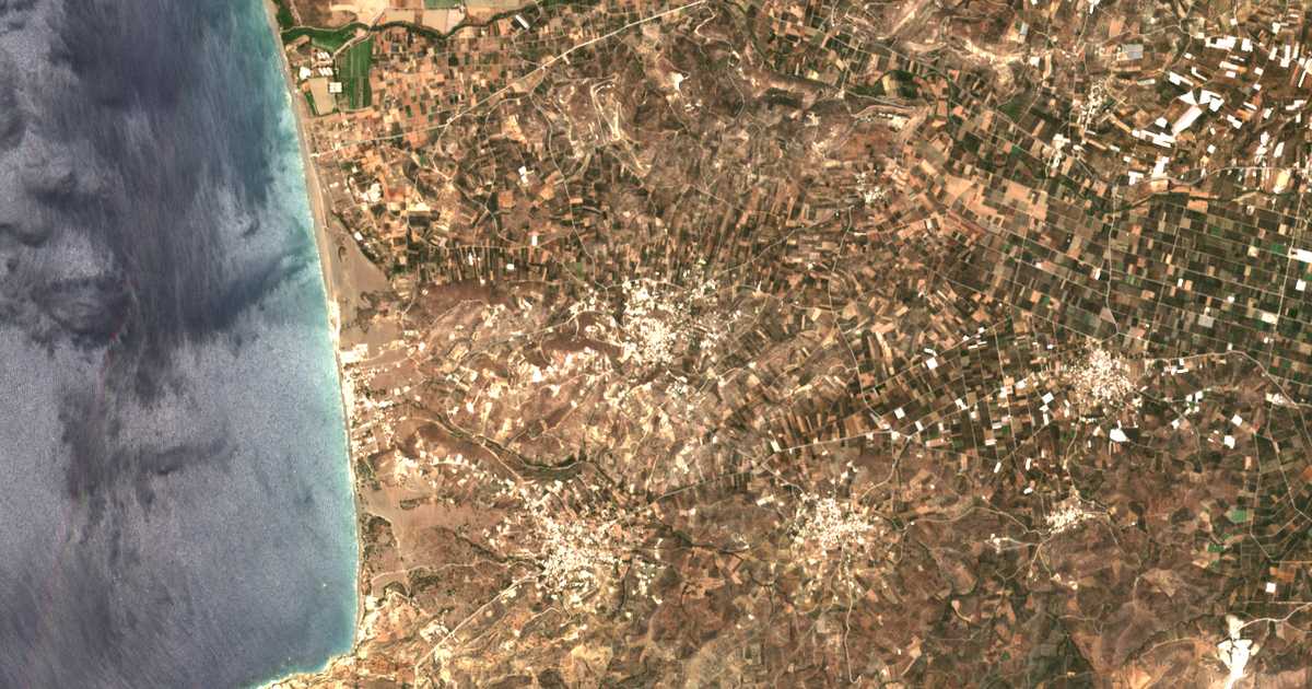 Carte satellite de Kamilári