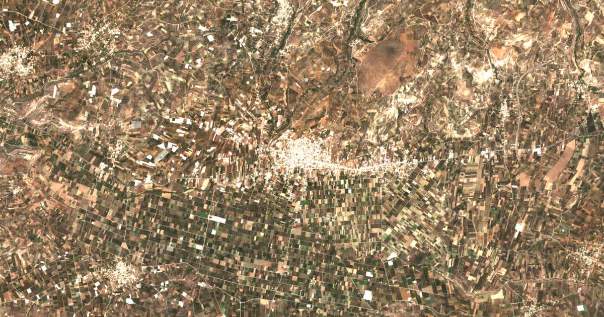 Carte satellite de Míres