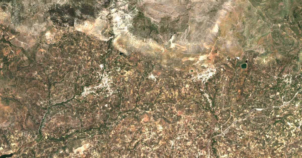Carte satellite de Nývritos