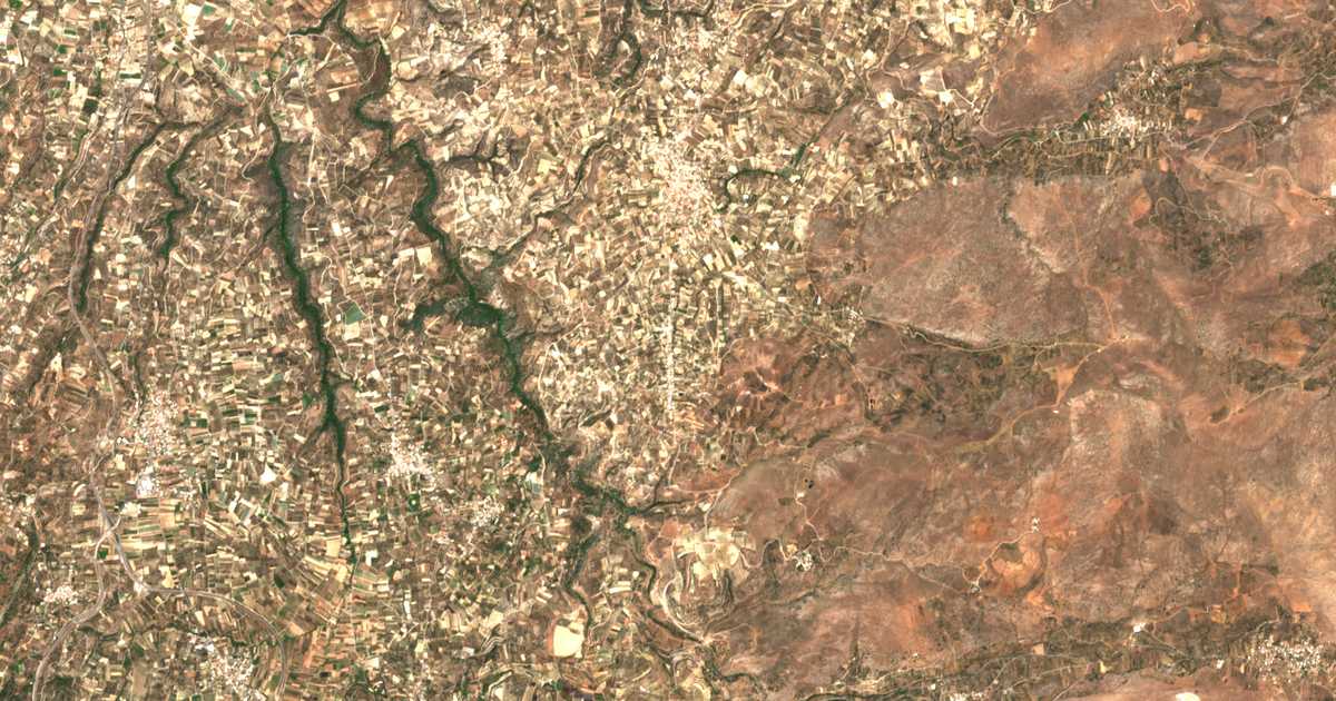 Carte satellite de Sgourokefáli