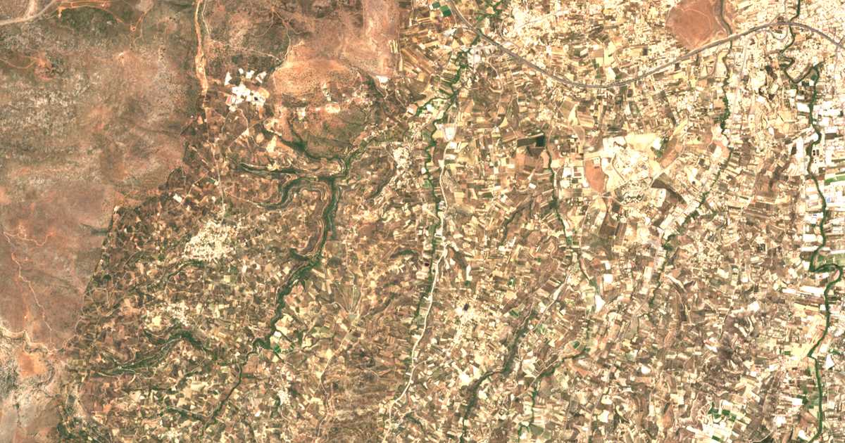 Carte satellite de Ágios Geórgios O Methystís