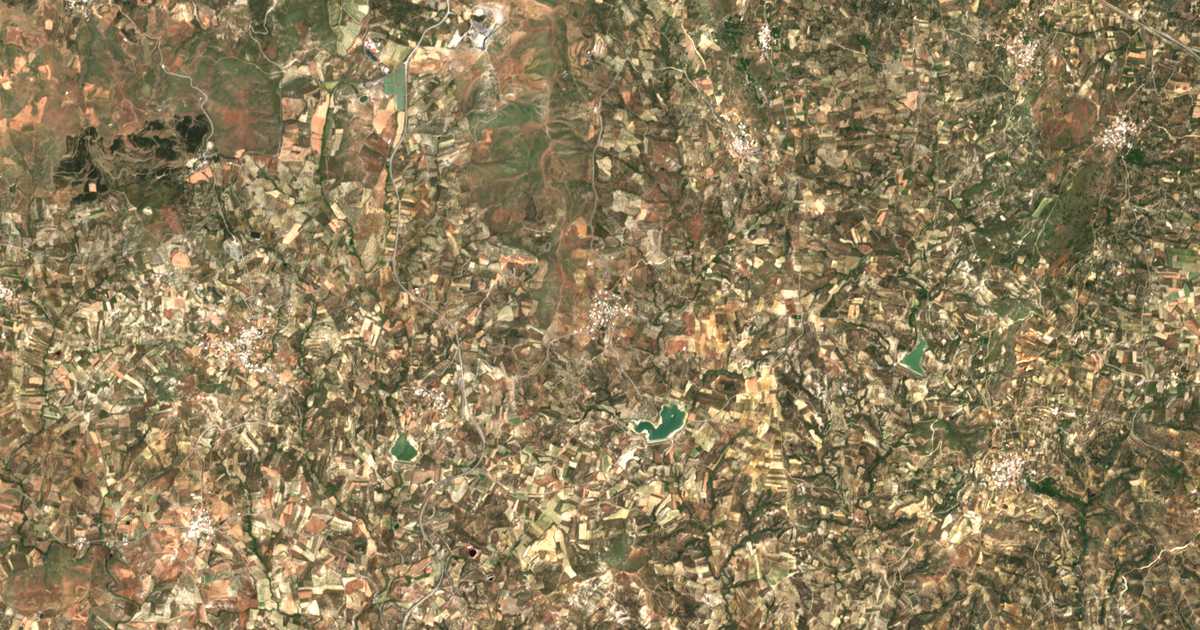 Carte satellite de Amourgéles