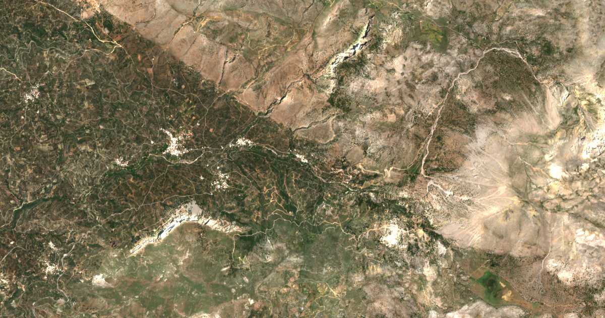 Carte satellite de Katofýgion