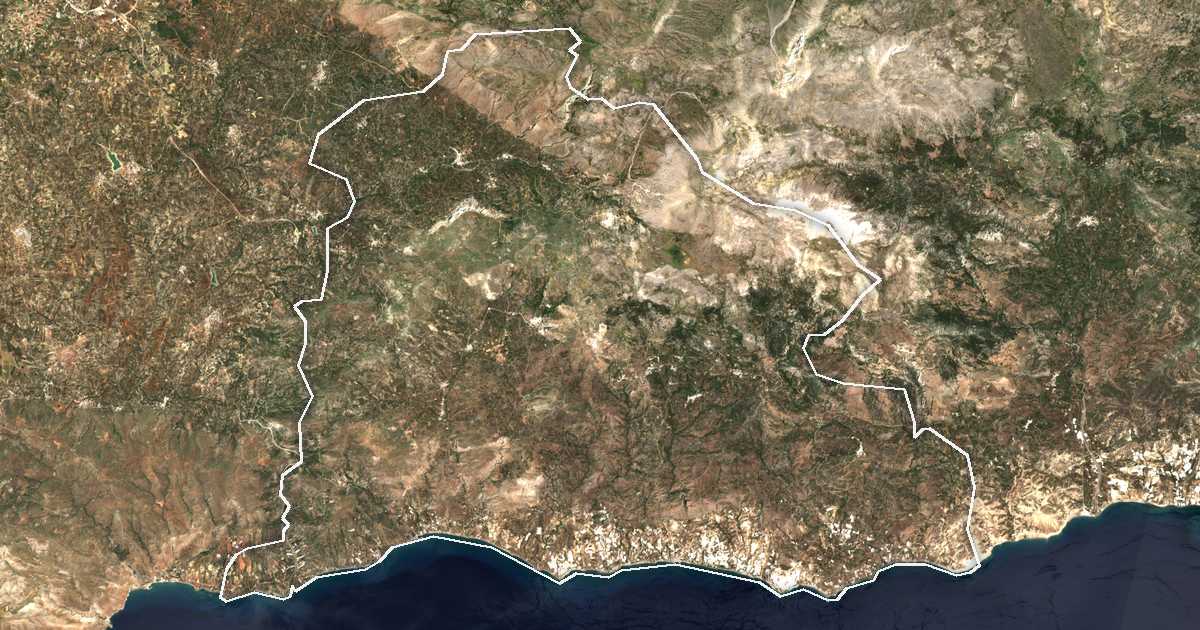 Image satellite avec la limite tracée: de Viánnos