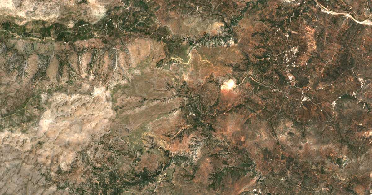 Carte satellite de Tápai