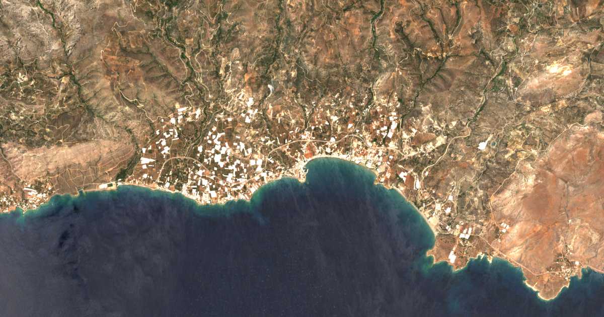 Carte satellite de Makrýs Gialós