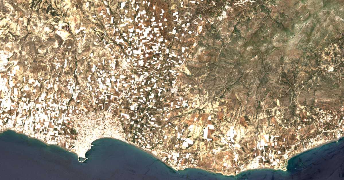 Carte satellite de Vaïniá