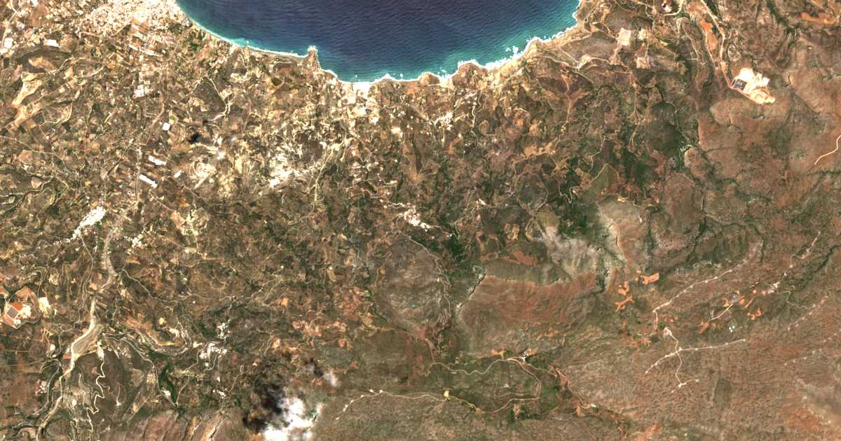 Carte satellite de Roússa Ekklisía