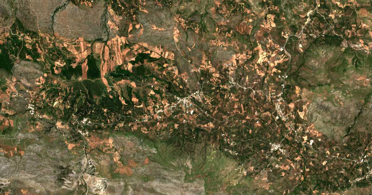 Carte satellite de Agouselianá