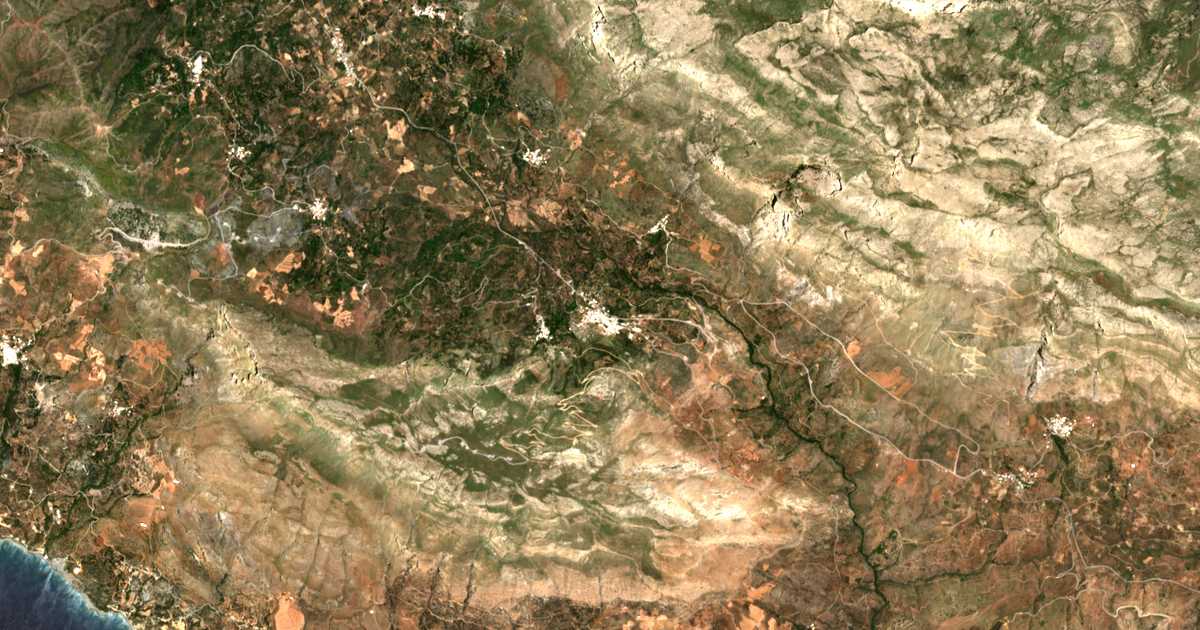 Carte satellite de Akoúmia