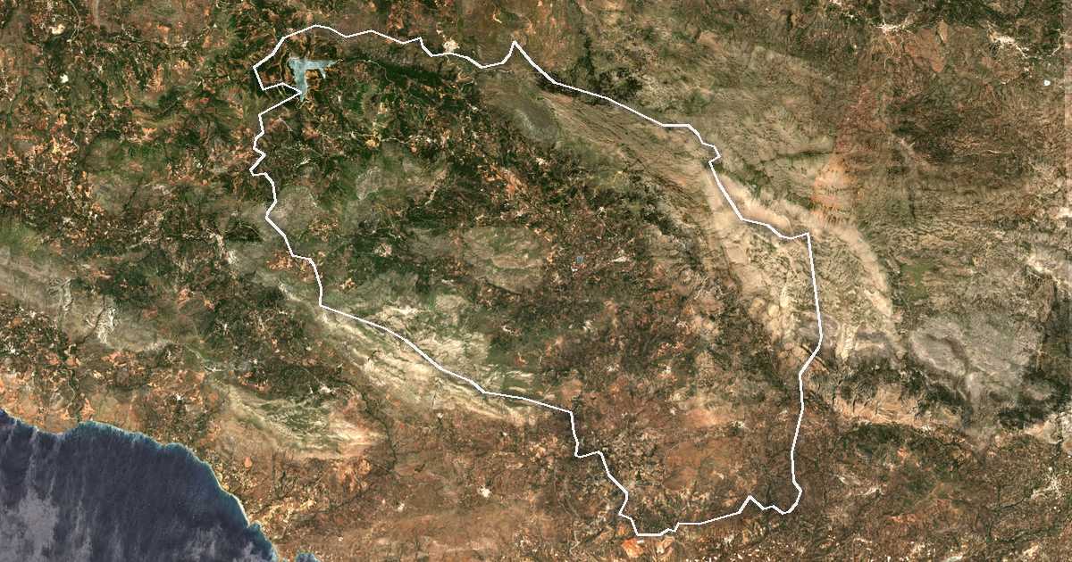 Image satellite avec la limite tracée: Amári