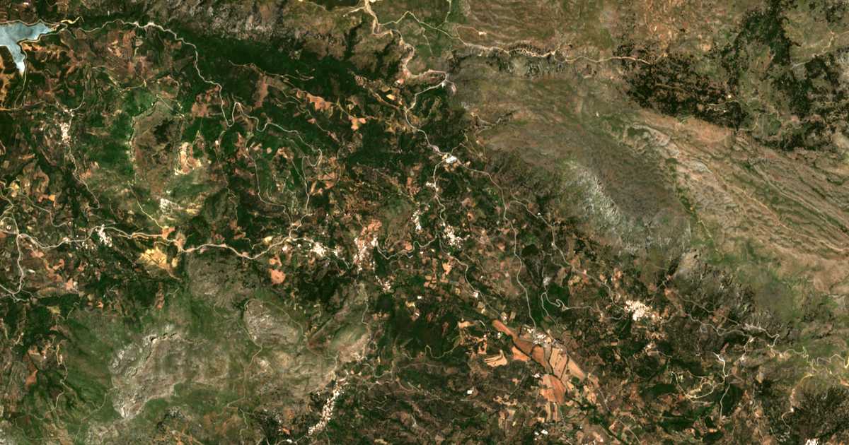 Carte satellite de Thrónos