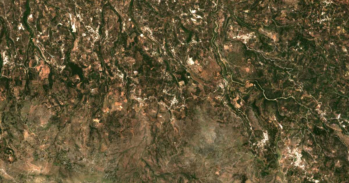 Carte satellite de Argoulió