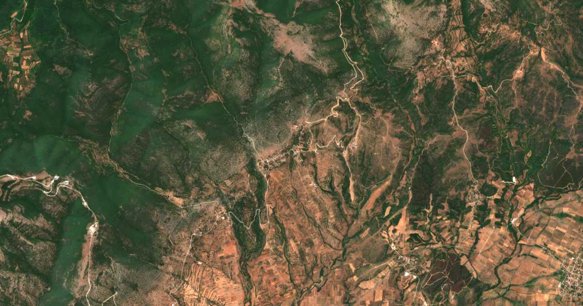Carte satellite de Ypsilí Ráchi