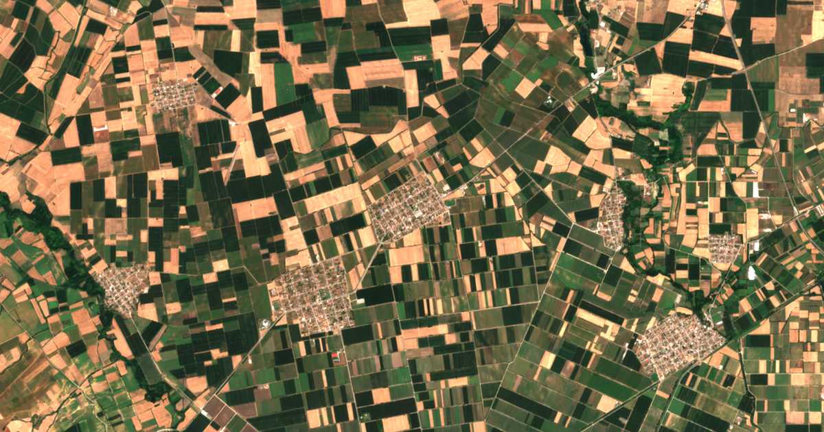 Carte satellite de Argyroúpolis