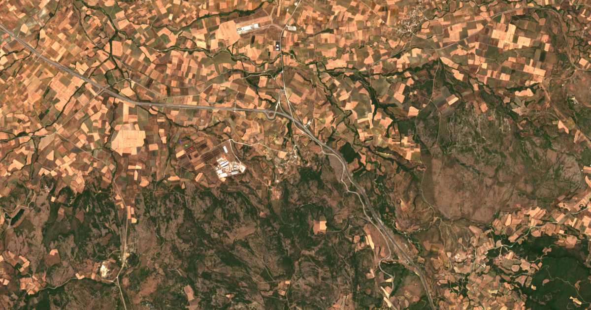Carte satellite de Mésti