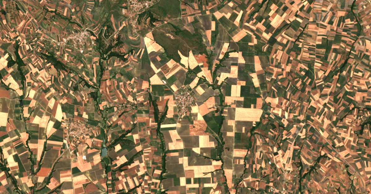 Carte satellite de Chionádes