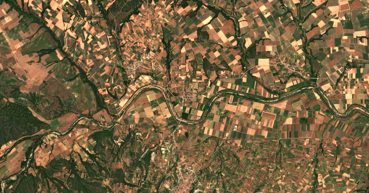 Carte satellite de Poliá