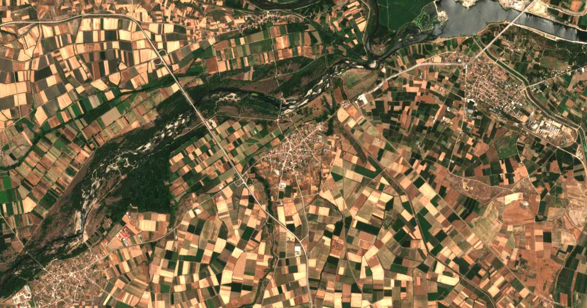 Carte satellite de Kastaniés