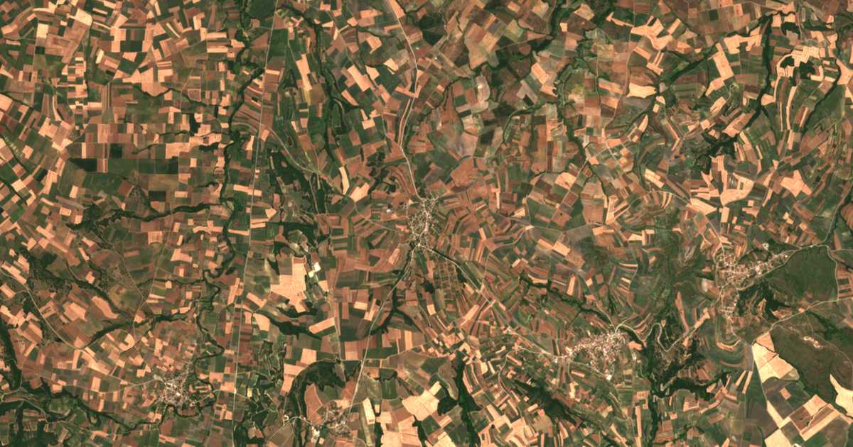 Carte satellite de Mikrí Doxipára