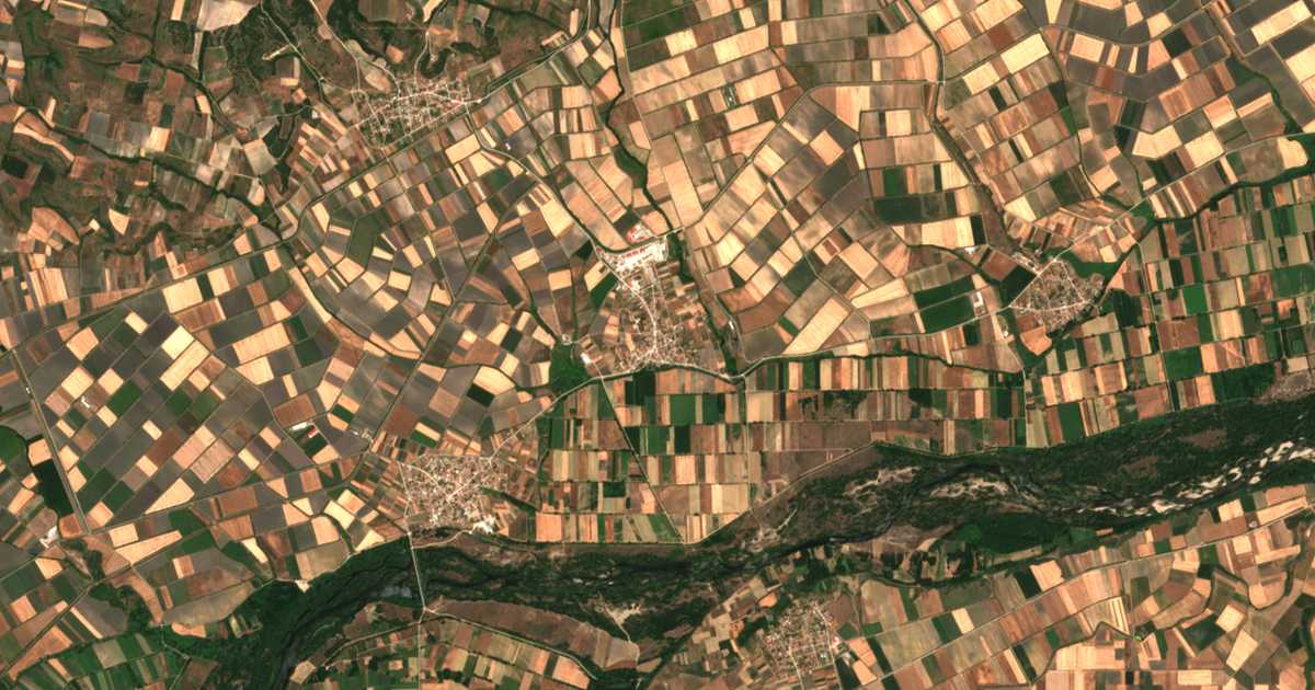 Carte satellite de Pláti