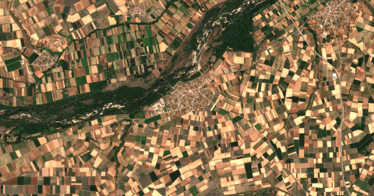 Carte satellite de Rízia