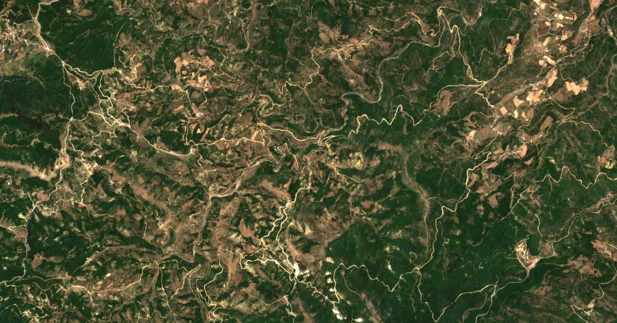 Carte satellite de Petrólofos