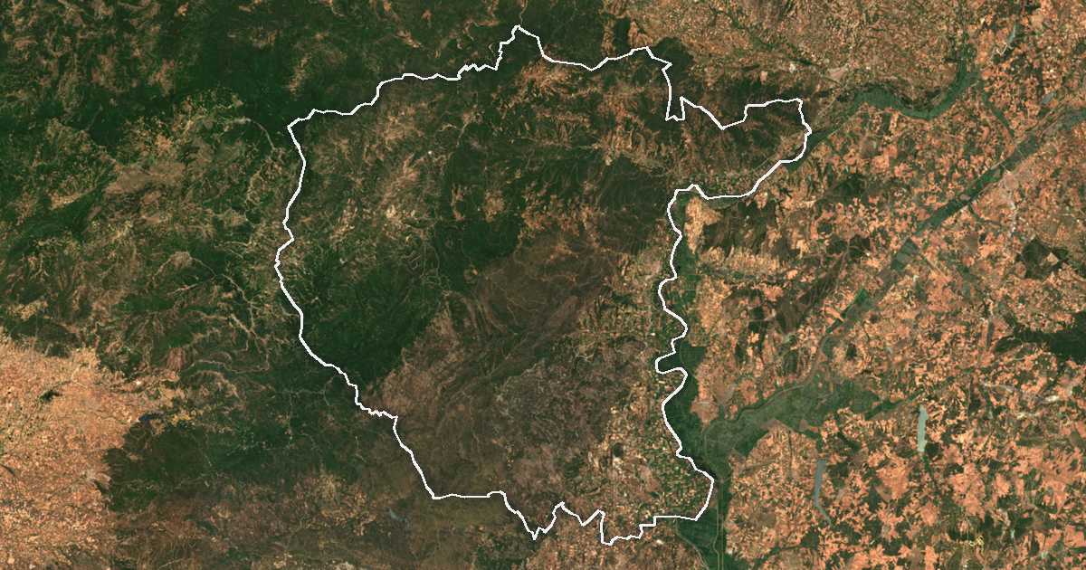 Image satellite avec la limite tracée: de Souflí