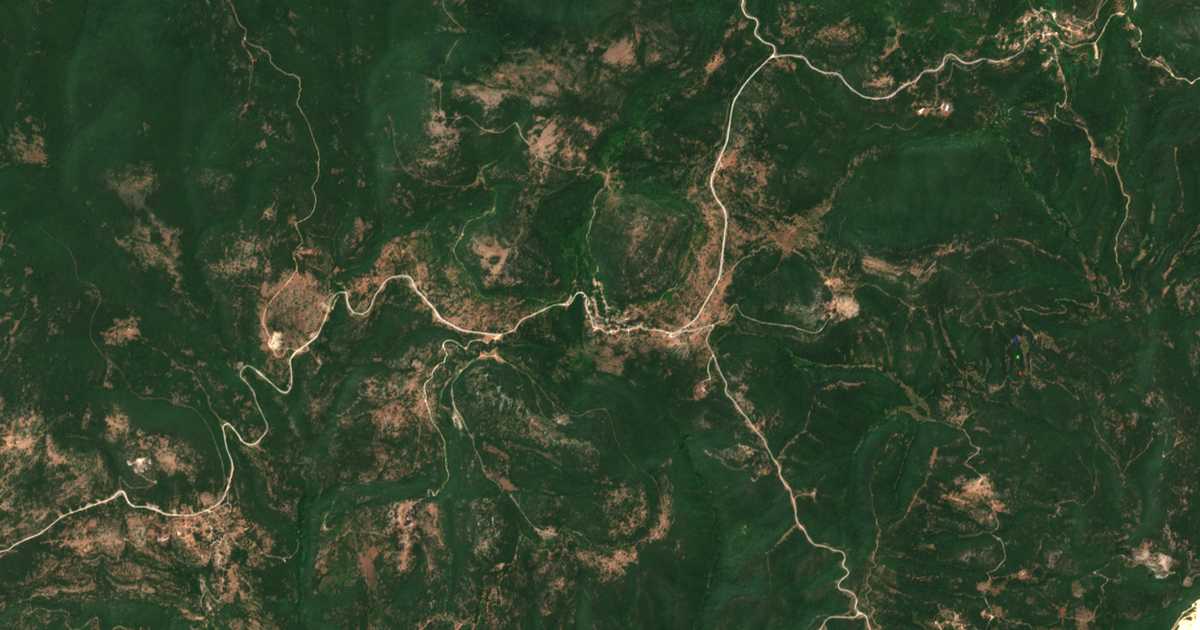 Carte satellite de Platamónas