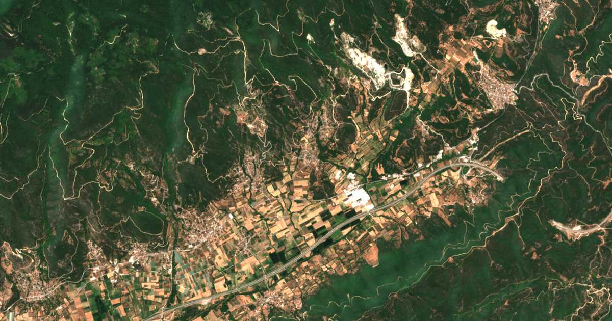 Carte satellite de Kipía