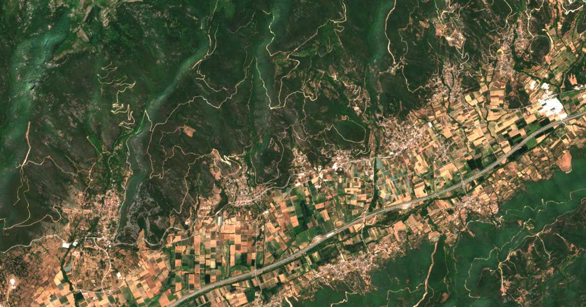 Carte satellite de Pyrgochórion