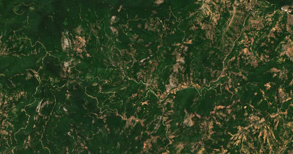Carte satellite de Kárdamos