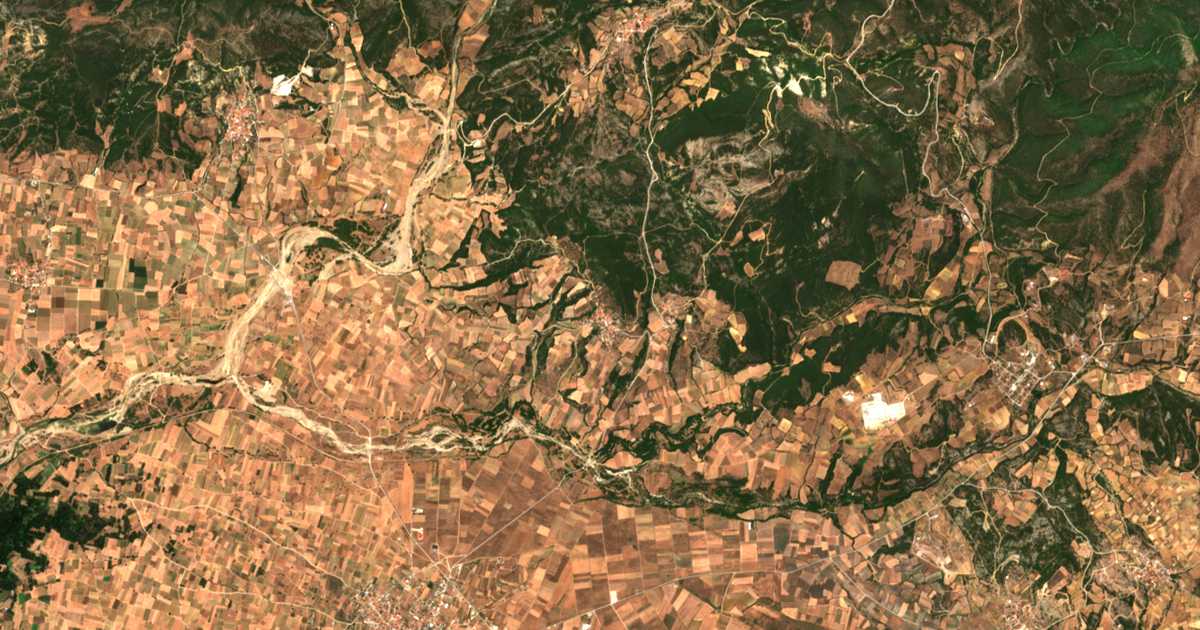 Carte satellite de Kínyra