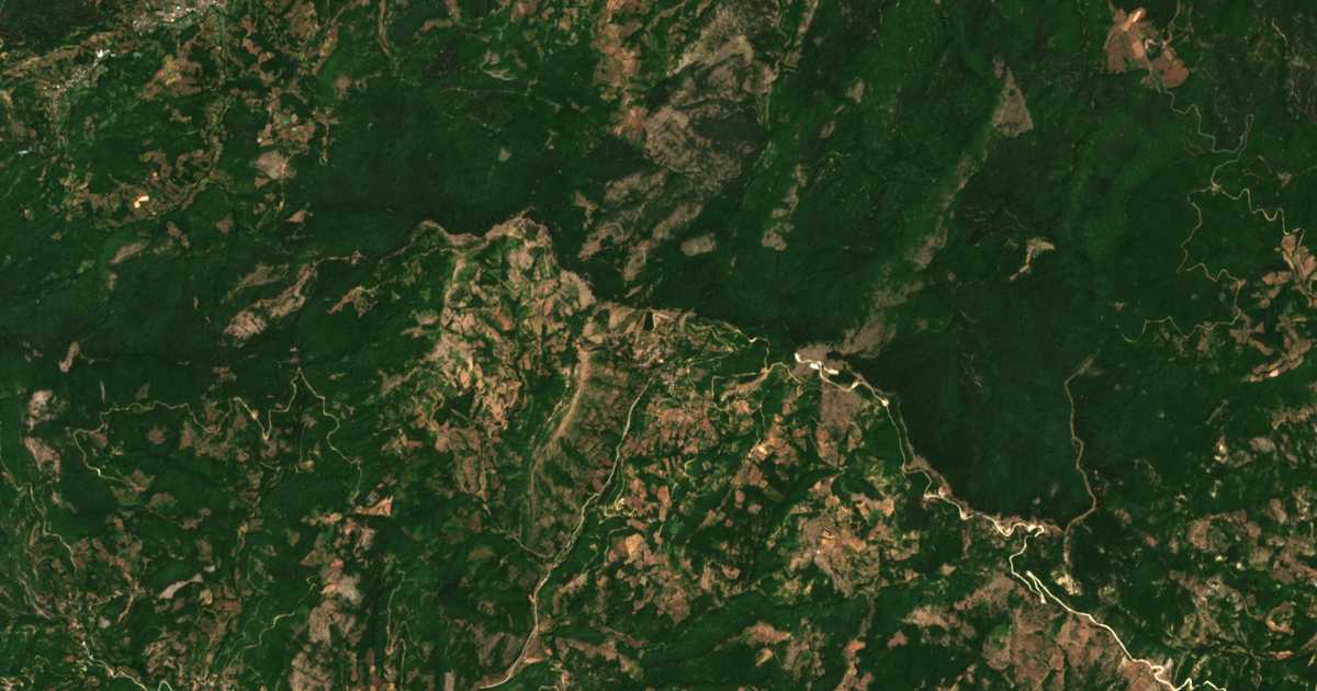 Carte satellite de Kými