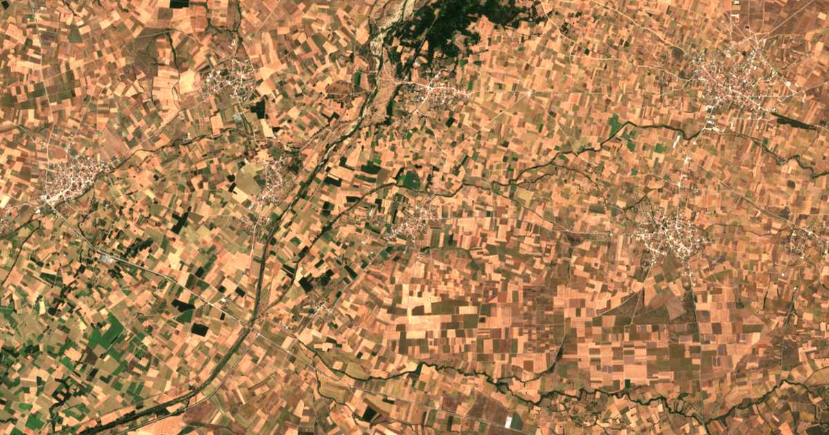 Carte satellite de Mikró Pistó