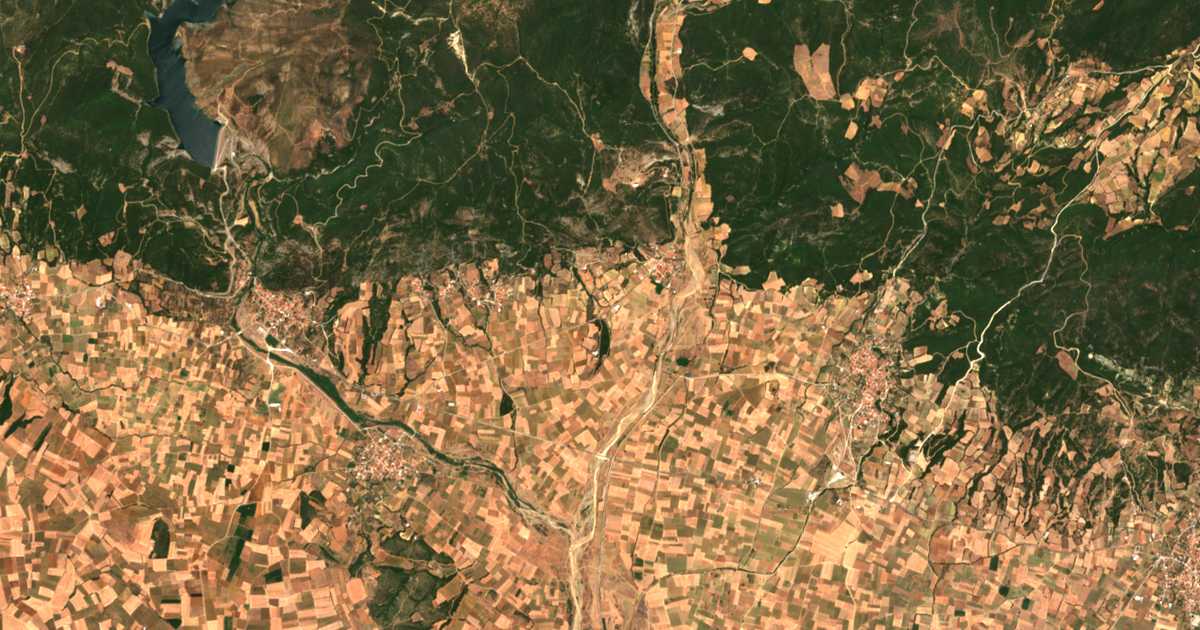 Carte satellite de Néo Kallyndíri