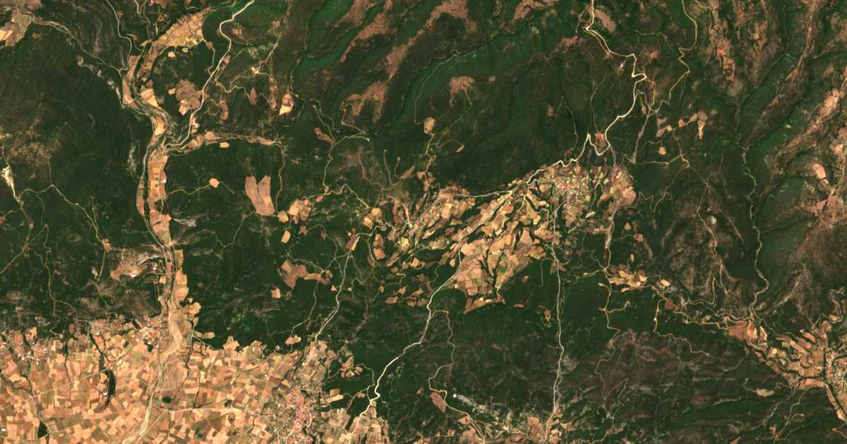 Carte satellite de Skiáda