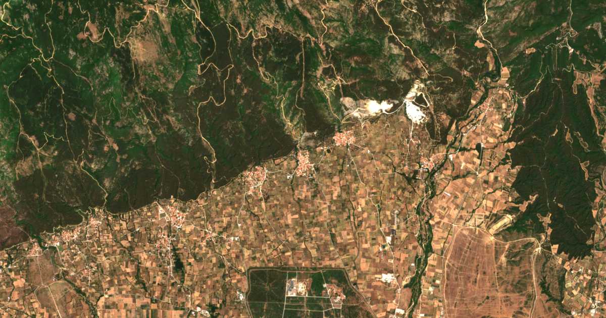 Carte satellite de Agíasma