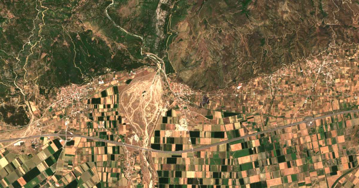 Carte satellite de Polýantho