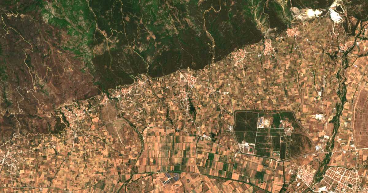 Carte satellite de Rízoma