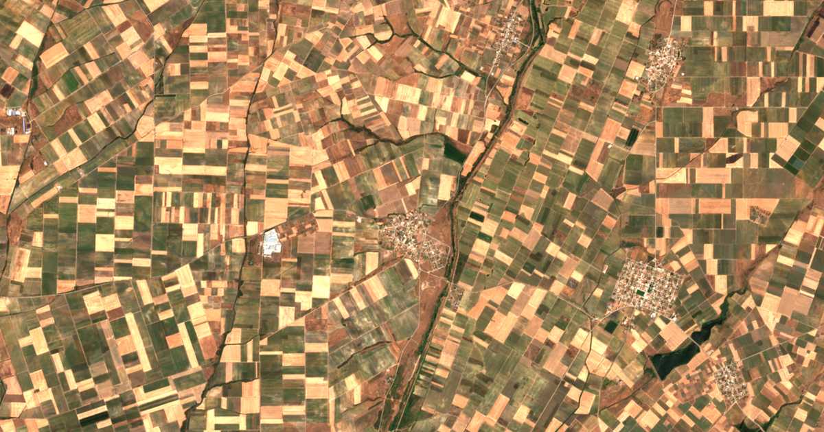 Carte satellite de Pagoúria