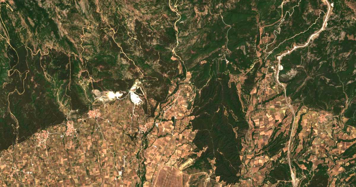 Carte satellite de Sýmvola