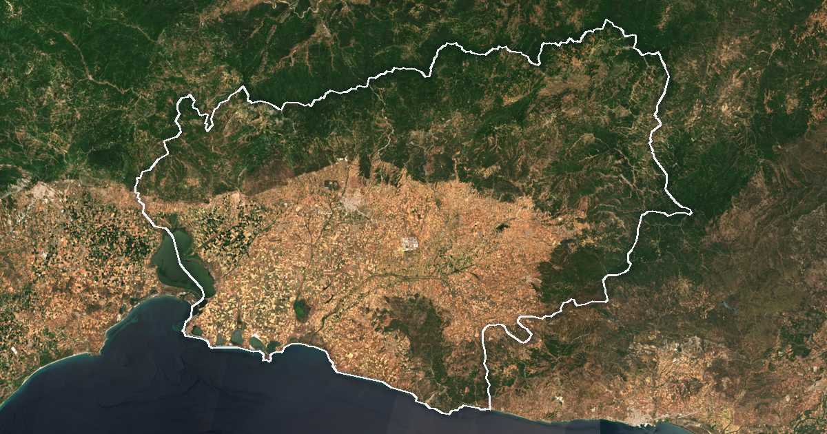 Image satellite avec la limite tracée: régional de Rhodope